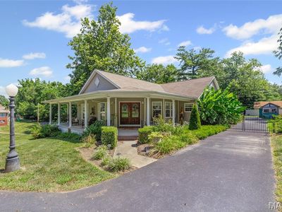 144 S 9th St, East Alton, IL, 62024