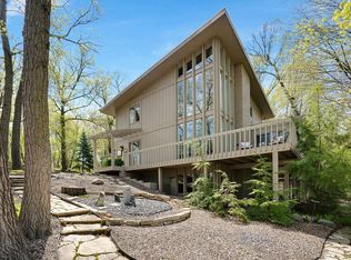 9052 W Bush Lake Rd, Bloomington, MN 55438