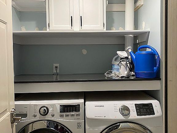 3rd image of 107 Van Curen Ct