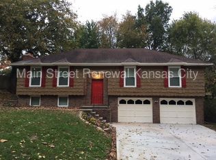 10603 N Crooked Rd, Kansas City, MO 64152