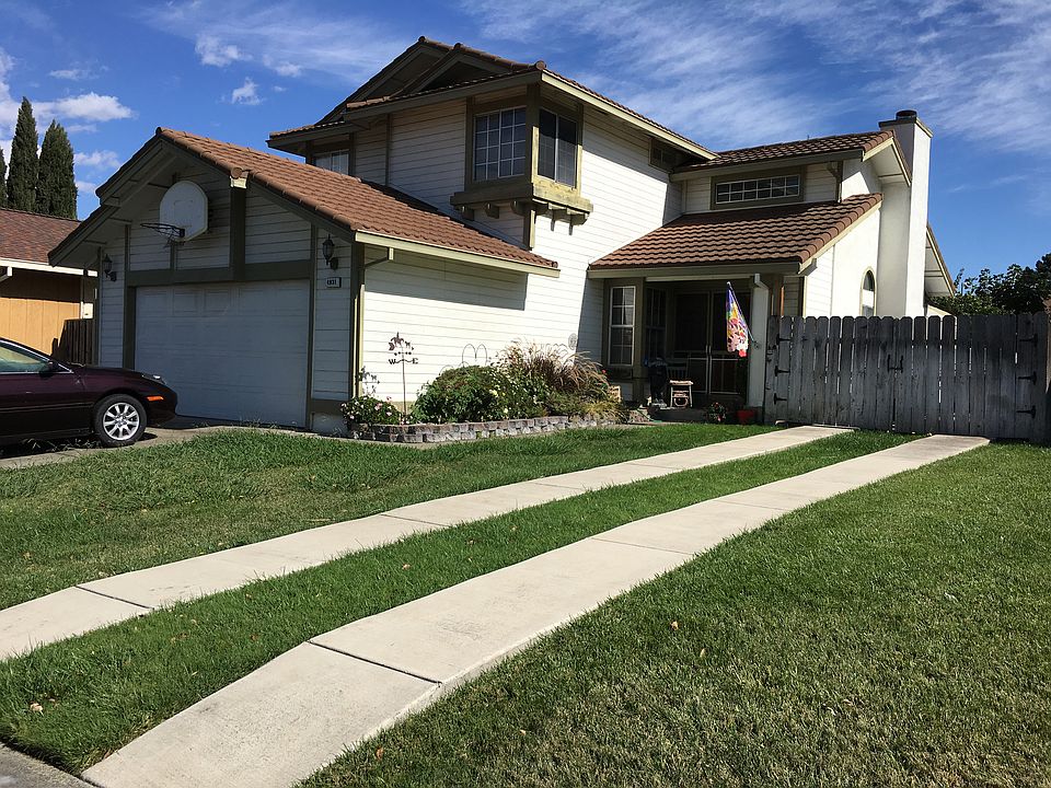 2nd image of 4931 Ridgecrest Ct