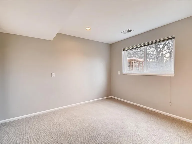 1 bed, 810 sqft, $1,400 — Photo 4