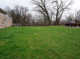 14577 Waverly Ave, Midlothian, IL 60445