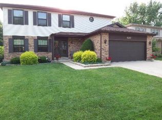 620 Cherrywood Dr, Wheeling, IL 60090