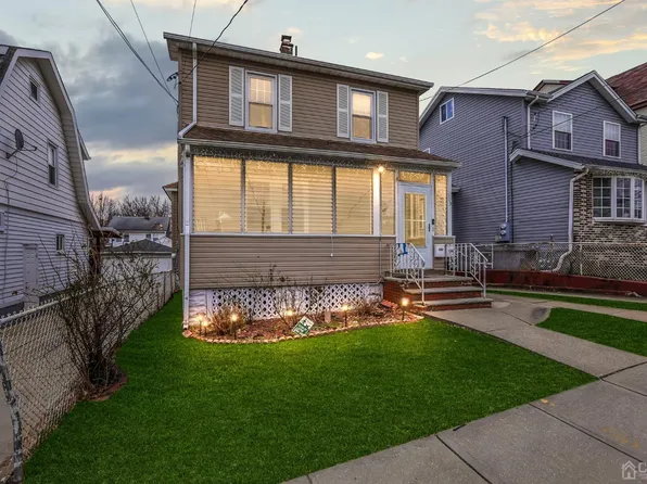 109 W 3rd St, Clifton, NJ 07011
