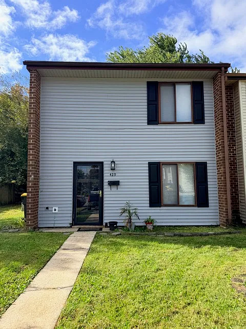 429 Summer Park Cres #1