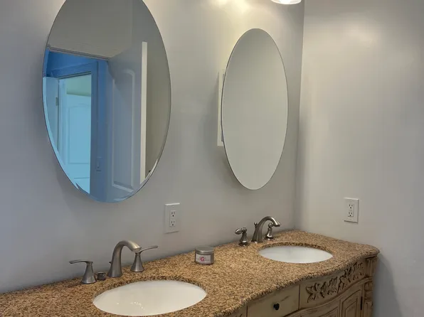 2343 Ocean View Ave, Los Angeles, CA 90057