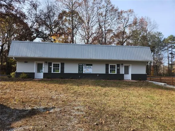6158 Suwanee Dam Rd, Buford, GA 30518