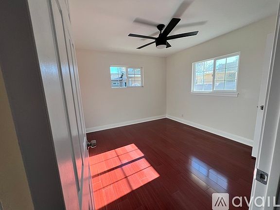 3rd image of 16431 Forrest Ave