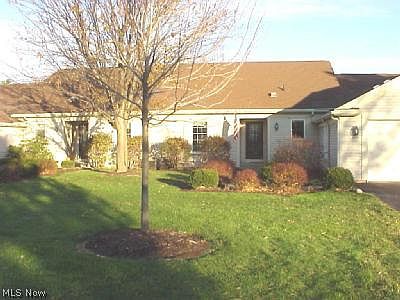 1st image of 2114 Fairway Cir