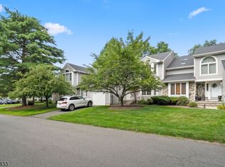 35 Mulford Dr, Wayne, NJ 07470