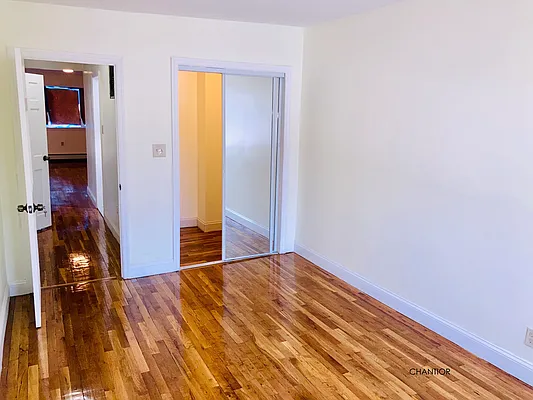 Rented by Chantior Real Estate LLC | media 11