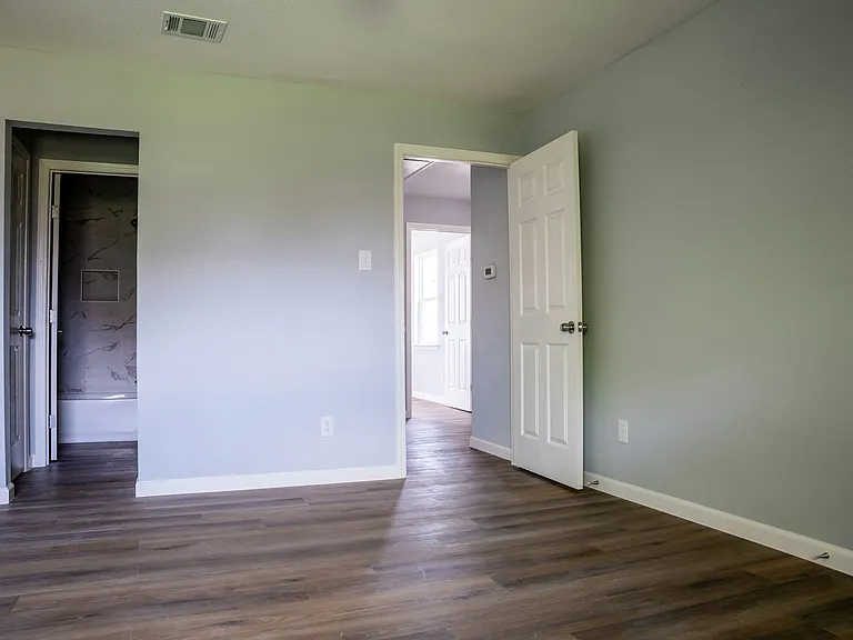 12202 Ormandy St #12202 — Photo 7