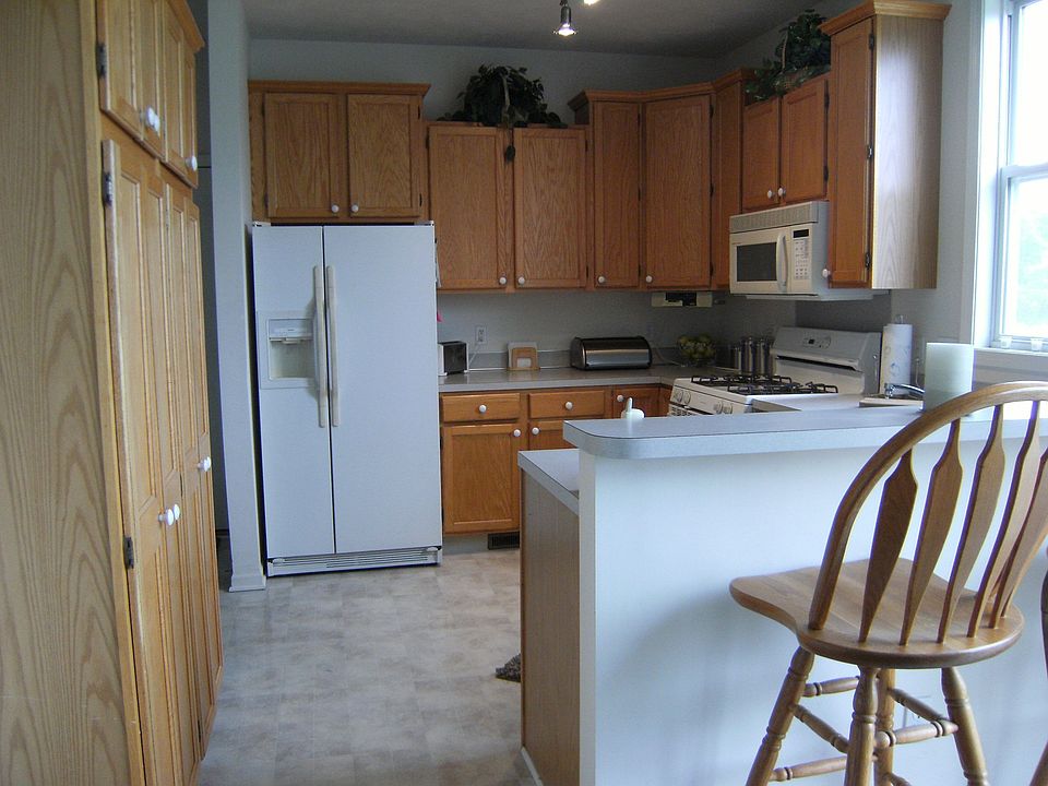 1st image of 6752 Cannon Farms Dr NE
