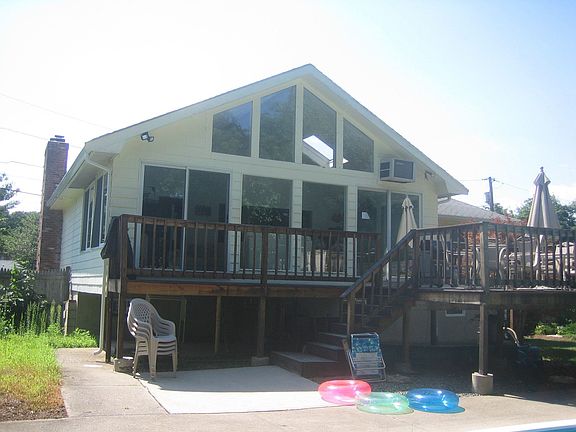 Rear View, Deck, Fam. Room