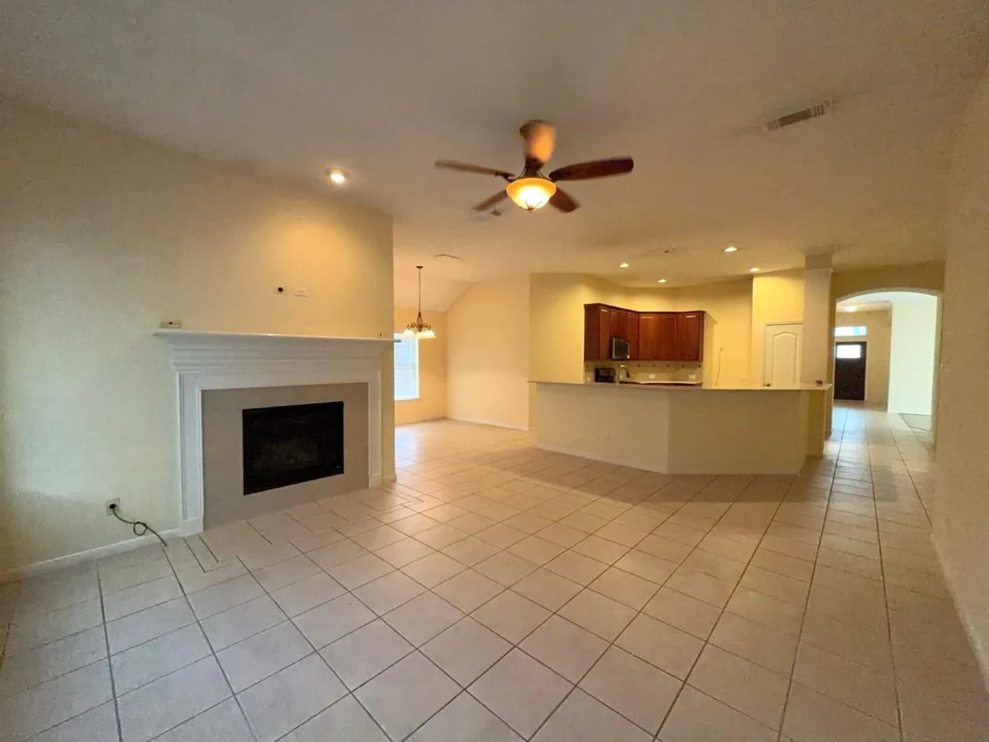 20007 Brackenton Crest Dr **Ask About Our No Cash Deposit Option — Photo 2