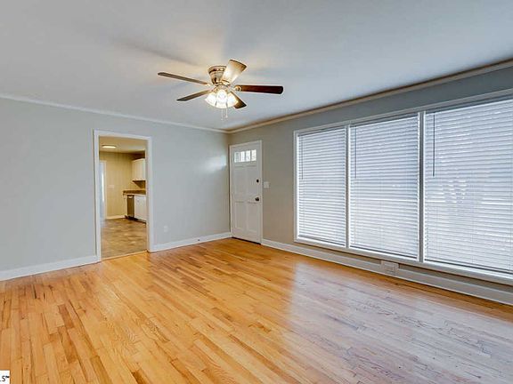 2nd image of 7 Strawberry Dr