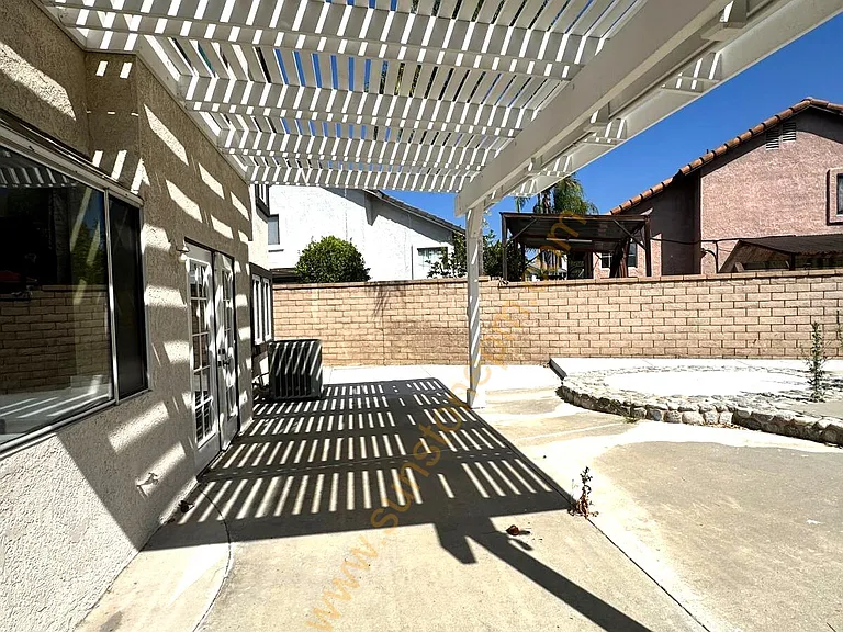 2180 Hedgerow Ln — Photo 25