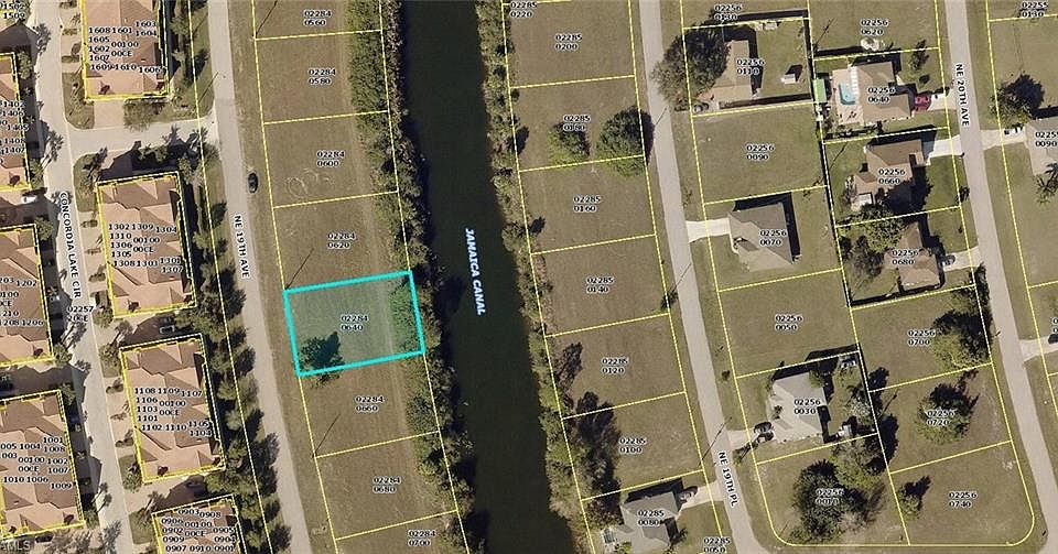2nd image of 2505 NE 19th Pl