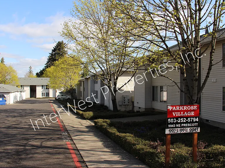 9931 NE Prescott St #13 — Photo 1