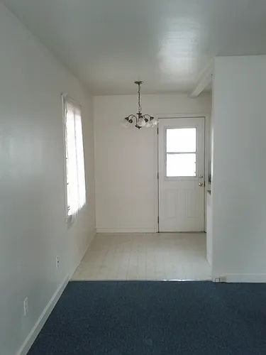 314 W Telegraph St Photo 1