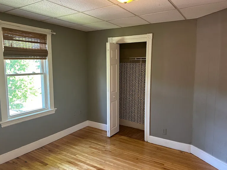 28 Saint George St #3 — Photo 8