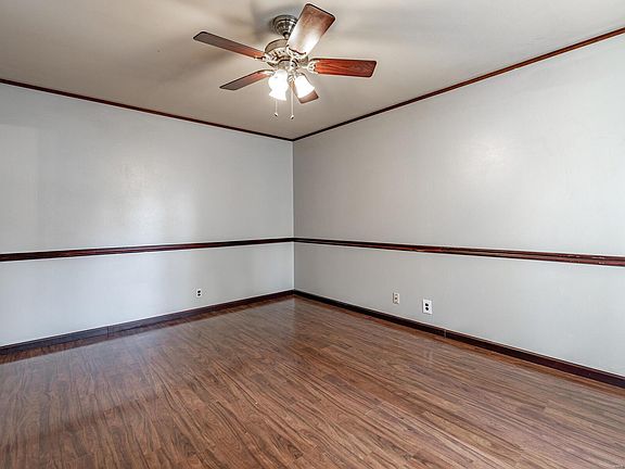 3rd image of 125 Burncoate Dr