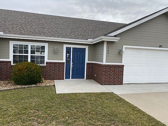 2nd image of 1041 Laussac Dr