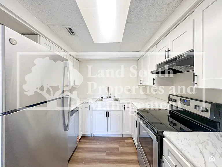 246 Mary Catherine Ct — Photo 5