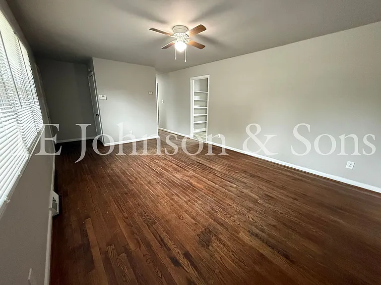 425 Cody Cir — Photo 3