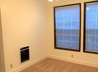 5 SW Whitaker St #1, Portland, OR 97239