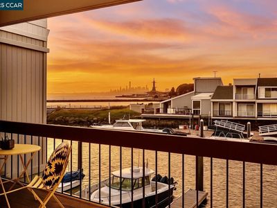 1207 Ballena Blvd, Alameda, CA, 94501