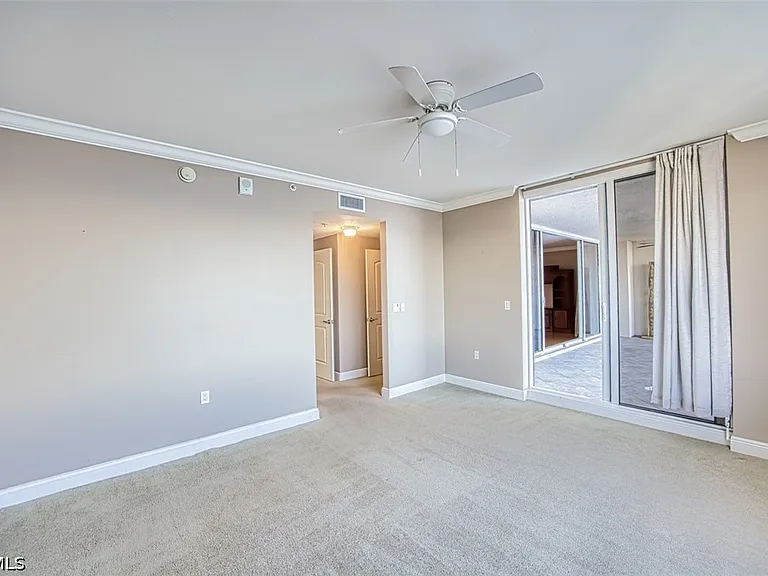 2090 W 1st St #G1607 — Photo 31