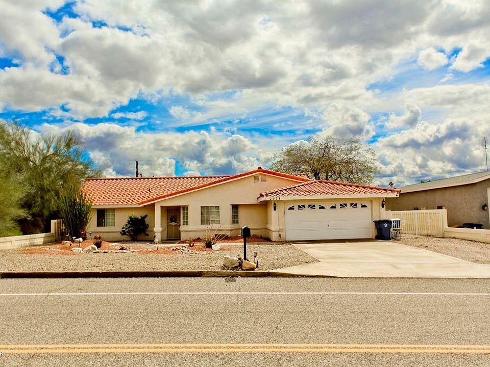 1st image of 2578 Rainbow Ave N