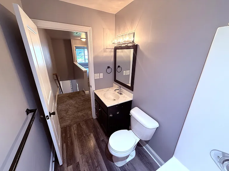 1310 Eastern Ave — Photo 11