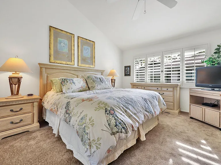 39 Blue River Dr — Photo 15