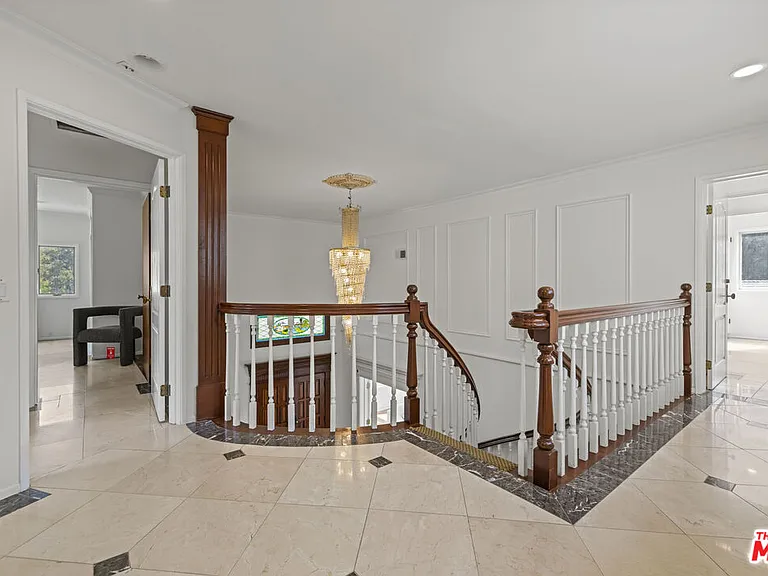 865 Warner Ave — Photo 22