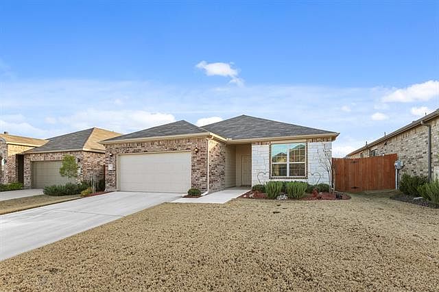 1st image of 3103 Cassinia Pkwy