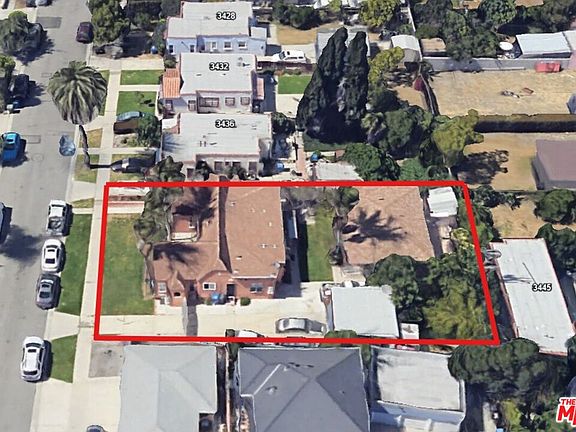 3rd image of 3444 Hillcrest Dr