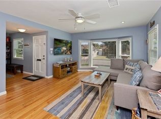 6233 Village Rd, Lakewood, CA 90713