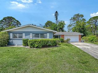 2436 Breakwater Cir, Sarasota, FL 34231