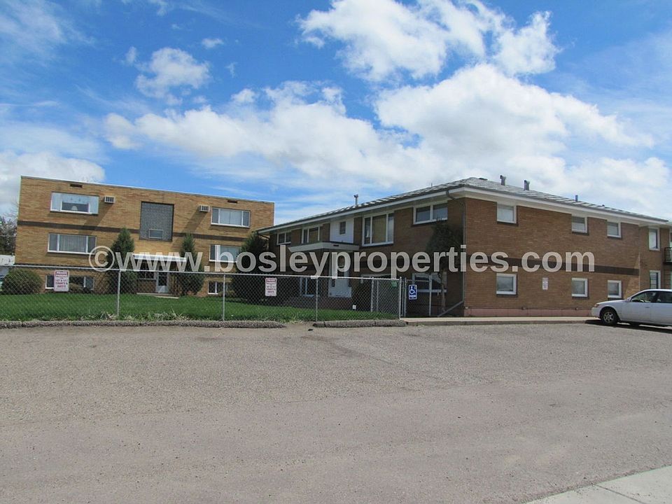 1st image of 1417 13th St S #9