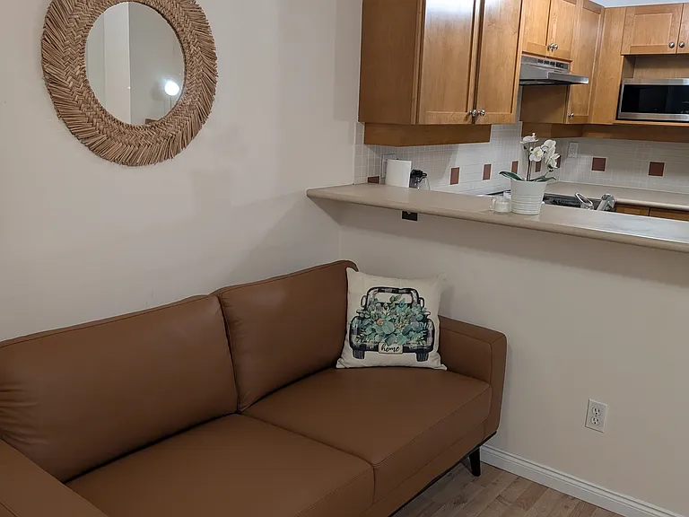 2375 Broadway W #19 — Photo 6