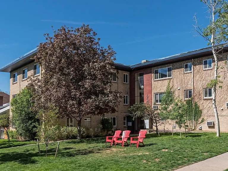 655 N Washington St #3C — Photo 11
