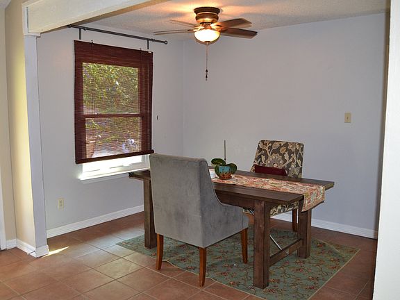 5th image of 2605 Poage Ave