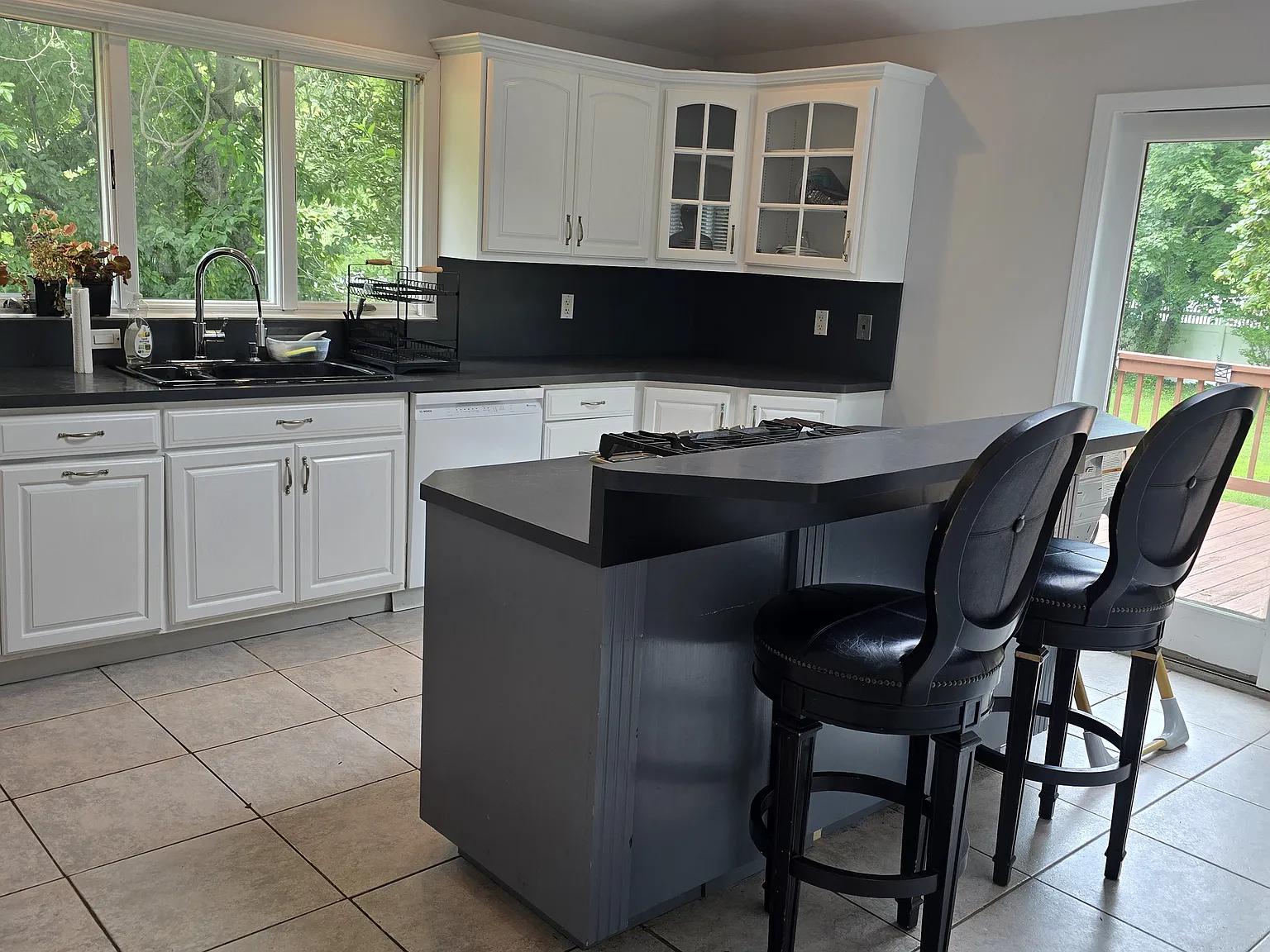 Confidential Ln, Islip — Photo 4