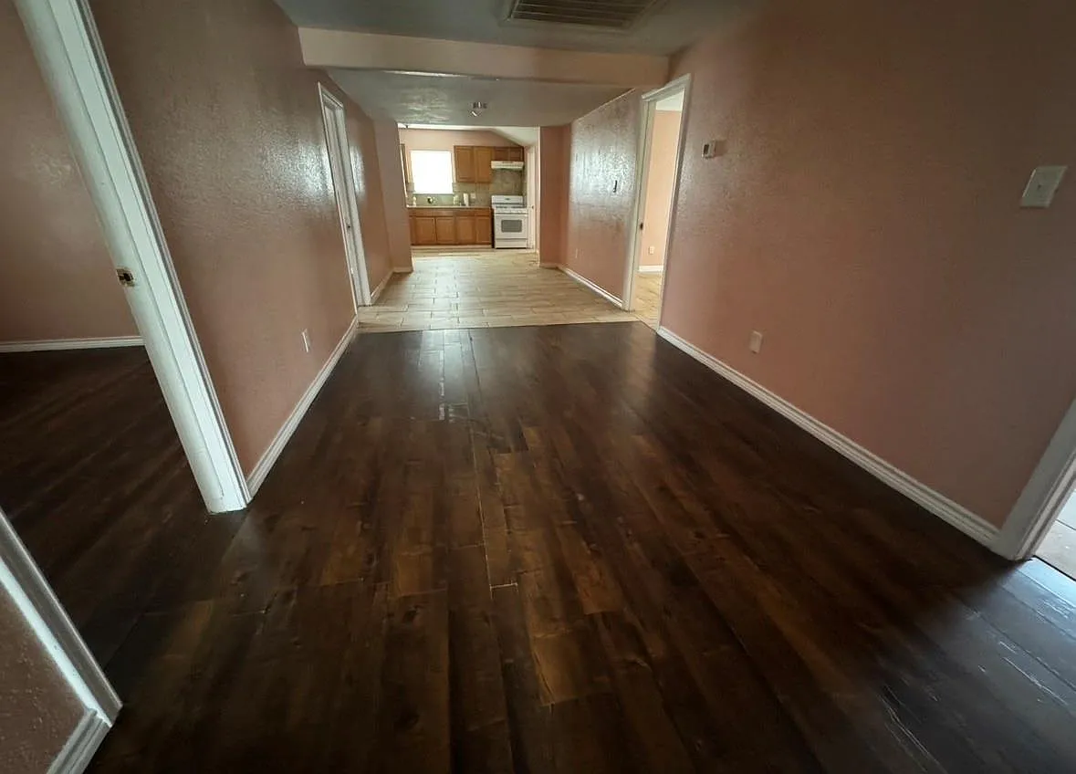 5 bed, 3.0 bath, 1508 sqft, $1,500 — Photo 3