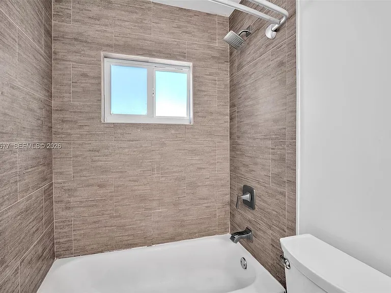 1807 SW 102nd Pl — Photo 28