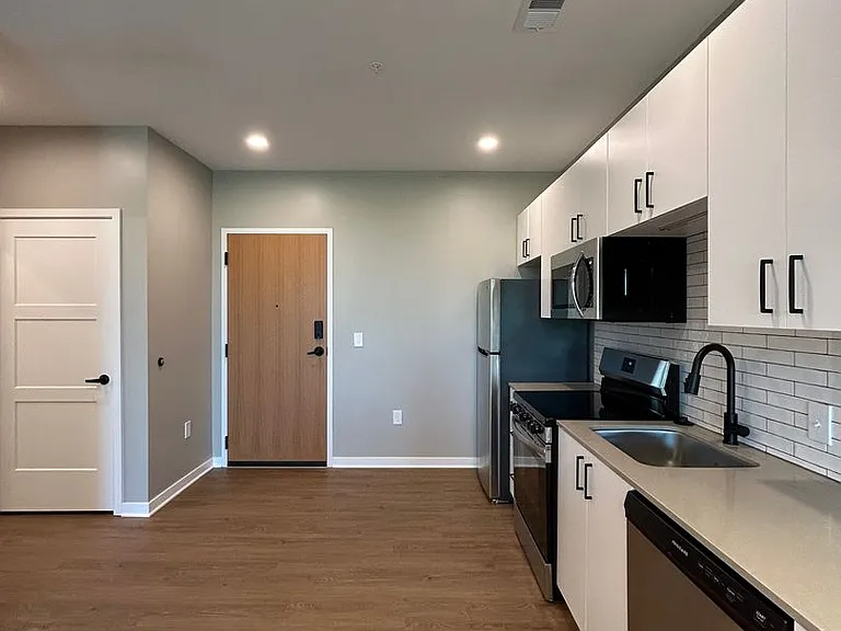 Boho Flats | Modern Living in Omaha's Historic Little Bohemia — Photo 26