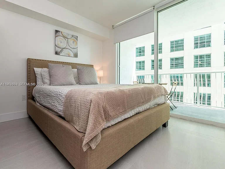 1200 Brickell Bay Dr #3210 — Photo 15
